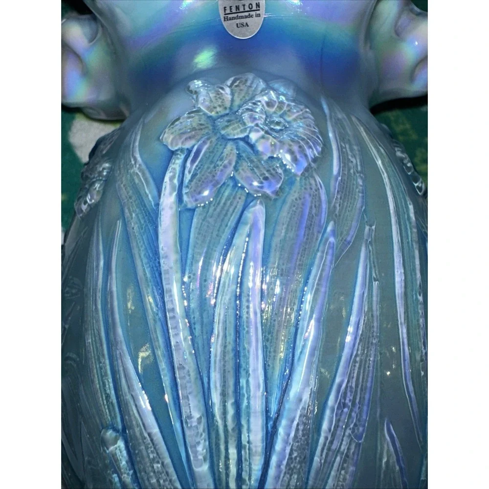Fenton opalescent light